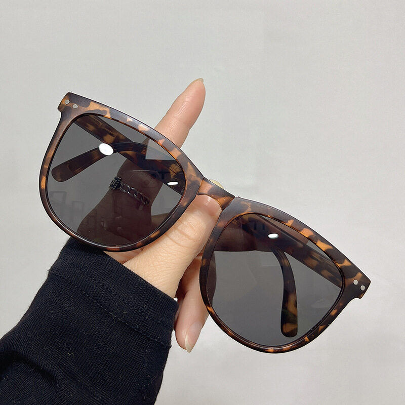 Nanas Free Box Foldable Shades for Men for Women Portable Sunglasses UV400 Protection Sun Glasses Sunnies Eyeglasses Unisex 6152