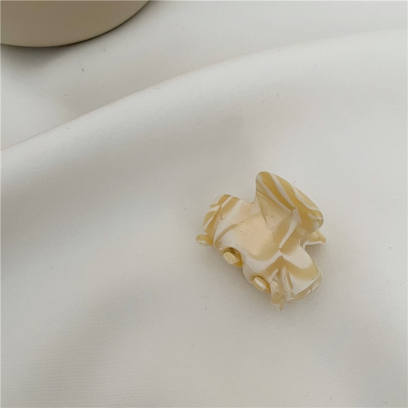 [SG?Premium] Tight & Elegant 3.5cm Small Hair Claw Hair Clip, Beautiful Cellulose Acetate Hair Grip hair accessories for women, Dress Up Singapore